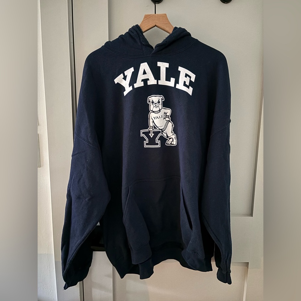 Yale hoodie